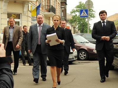 Файл:Тимошенко у генпрокуратуры.jpg