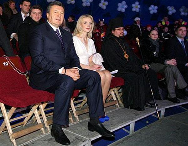Файл:Березовская Янукович.jpg